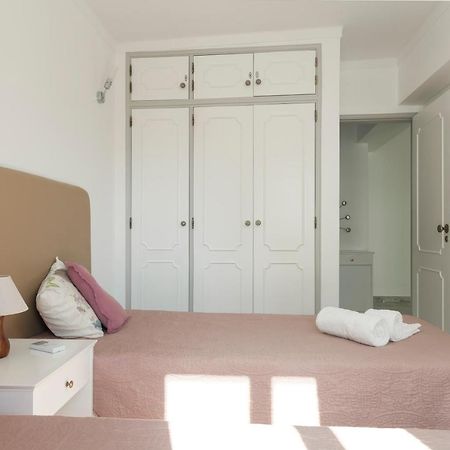 Chantal Apartment - Near The Beach - Quarteira Ngoại thất bức ảnh